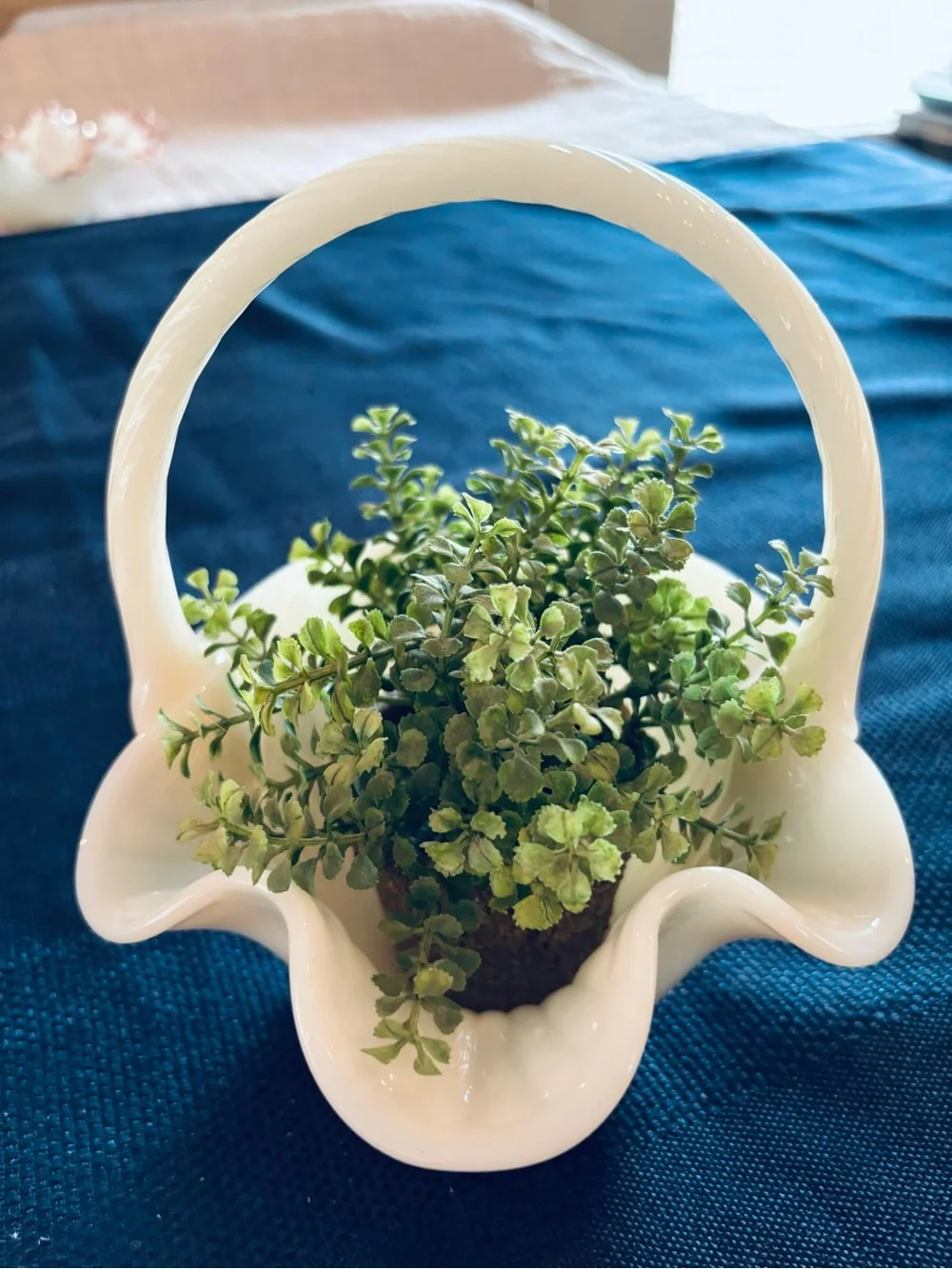 Vintage Fenton Ivory Ruffled Handle Basket Vase